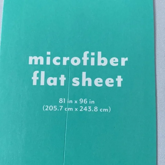 Pillowfort light gray full flat sheet - Picture 5 of 6